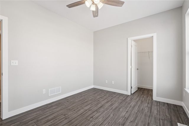 1359 Cedar Springs Dr, Marion, IA 52302