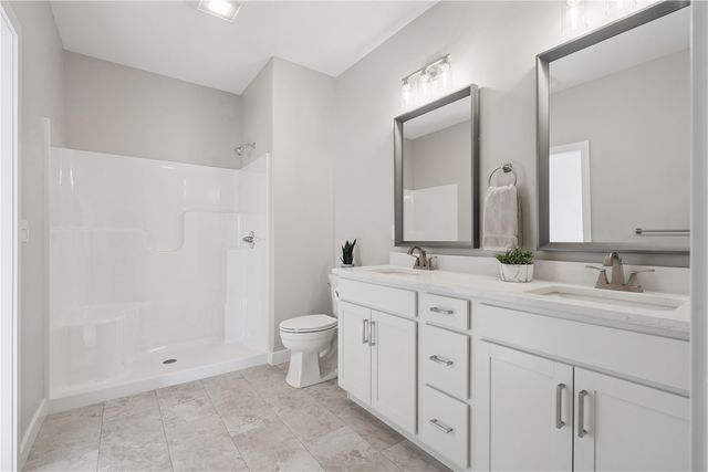 1359 Cedar Springs Dr, Marion, IA 52302