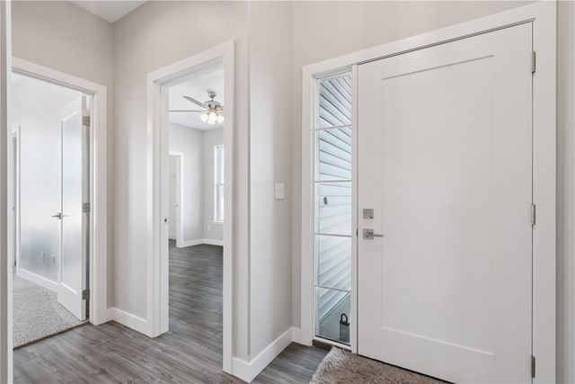 1359 Cedar Springs Dr, Marion, IA 52302