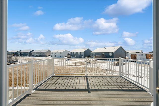 1359 Cedar Springs Dr, Marion, IA 52302