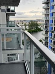 5091 NW 7th St 1009, Miami, FL 33126