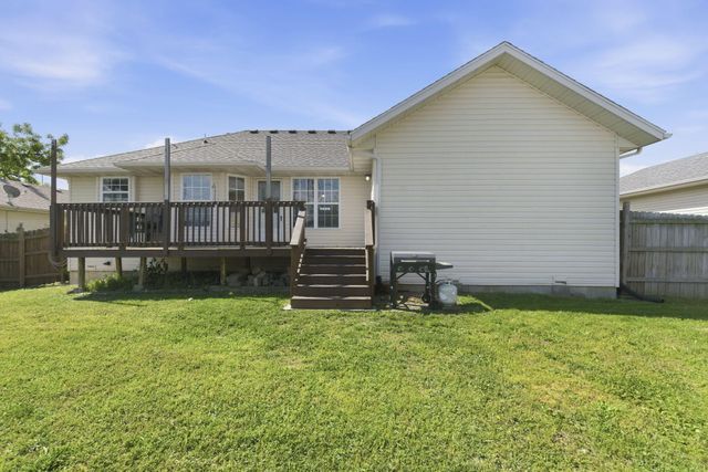 915 Wesley Road, Nixa, MO 65714