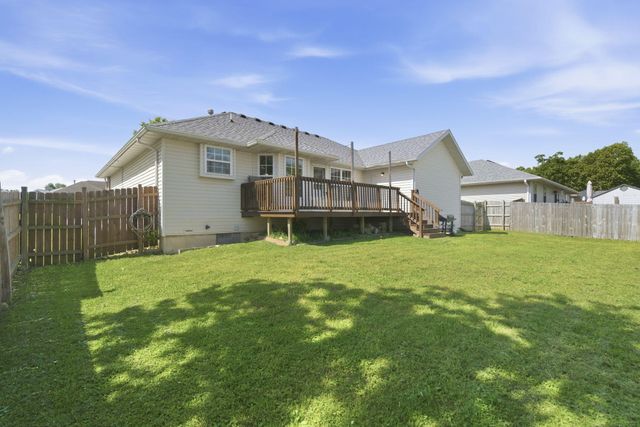 915 Wesley Road, Nixa, MO 65714