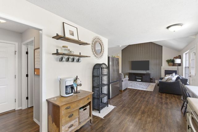 915 Wesley Road, Nixa, MO 65714