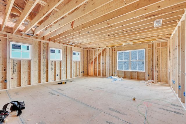 218 Low Plains Ln, Clarksville, TN 37043