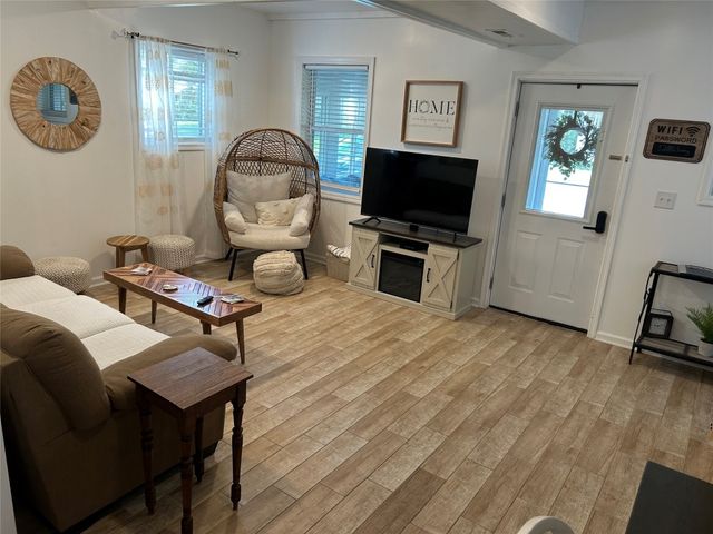 12006 SUNNYSIDE Avenue, Conneaut Lake, PA 16316