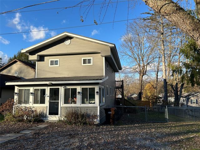 12006 SUNNYSIDE Avenue, Conneaut Lake, PA 16316