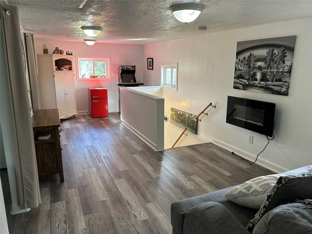 12006 SUNNYSIDE Avenue, Conneaut Lake, PA 16316