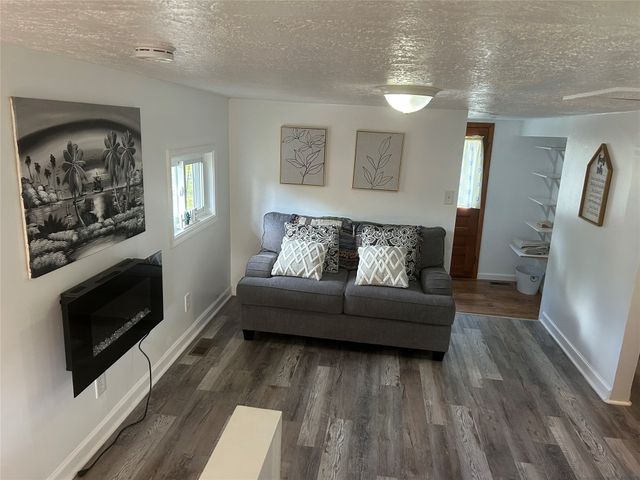 12006 SUNNYSIDE Avenue, Conneaut Lake, PA 16316