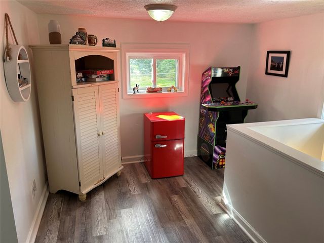 12006 SUNNYSIDE Avenue, Conneaut Lake, PA 16316