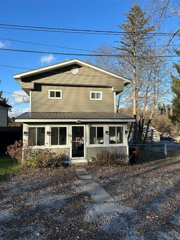 12006 SUNNYSIDE Avenue, Conneaut Lake, PA 16316