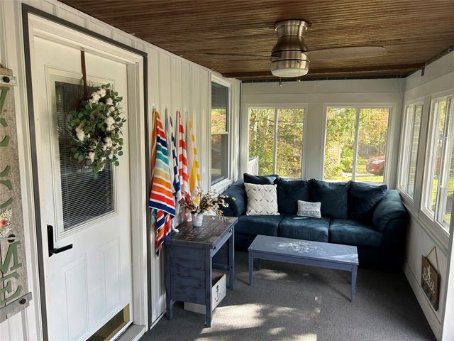 12006 SUNNYSIDE Avenue, Conneaut Lake, PA 16316