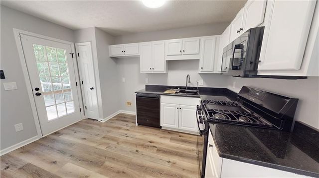 594 Princeton Drive, Dallas, GA 30157