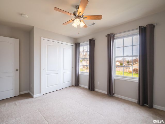 106 STONEWOOD Drive, East Peoria, IL 61611