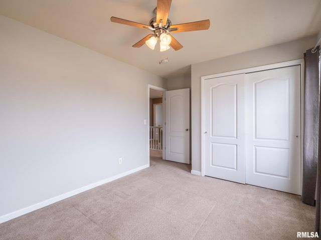 106 STONEWOOD Drive, East Peoria, IL 61611