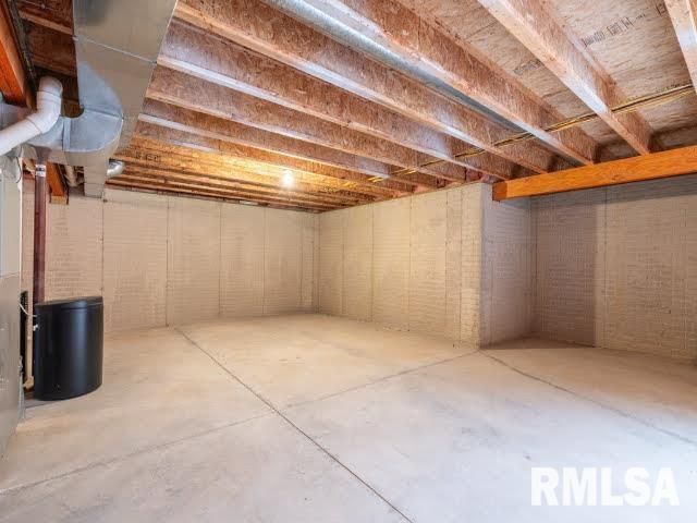 106 STONEWOOD Drive, East Peoria, IL 61611