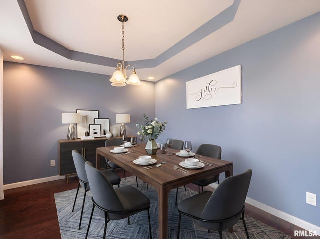 106 STONEWOOD Drive, East Peoria, IL 61611