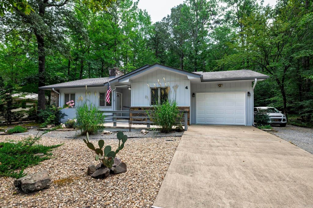 4 Tirar Lane, Hot Springs Village, AR 71909