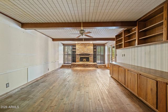 14 E ORANGEWOOD Avenue, Phoenix, AZ 85020