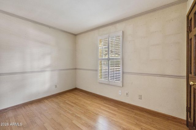 14 E ORANGEWOOD Avenue, Phoenix, AZ 85020