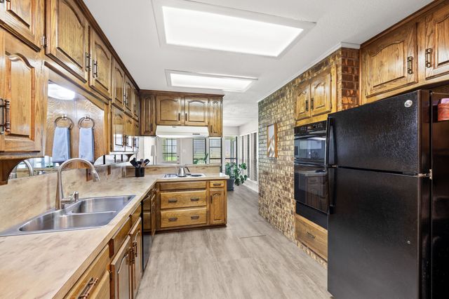 1128 Wingate Drive, Bedford, TX 76021