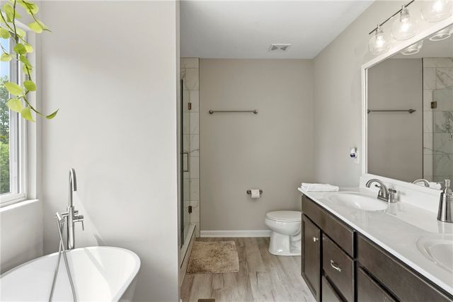 2574 Leonardo Way, Middletown, OH 45005