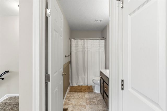 2574 Leonardo Way, Middletown, OH 45005