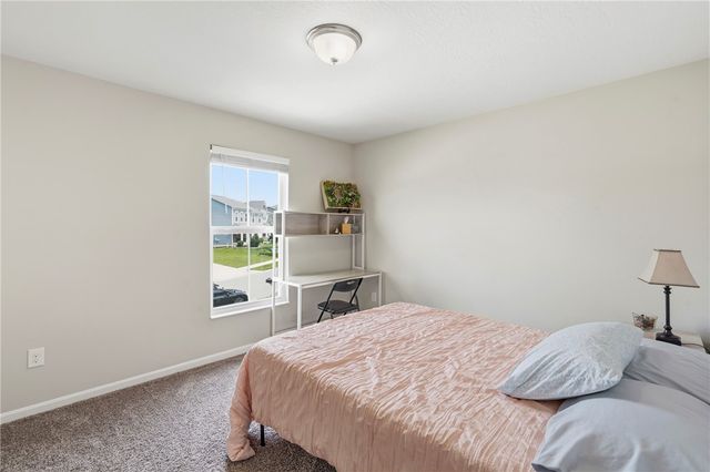 2574 Leonardo Way, Middletown, OH 45005