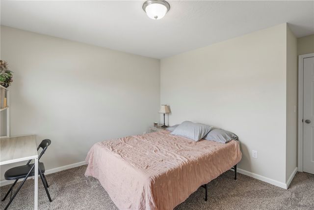 2574 Leonardo Way, Middletown, OH 45005