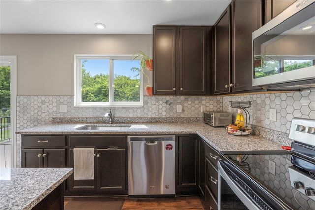 2574 Leonardo Way, Middletown, OH 45005