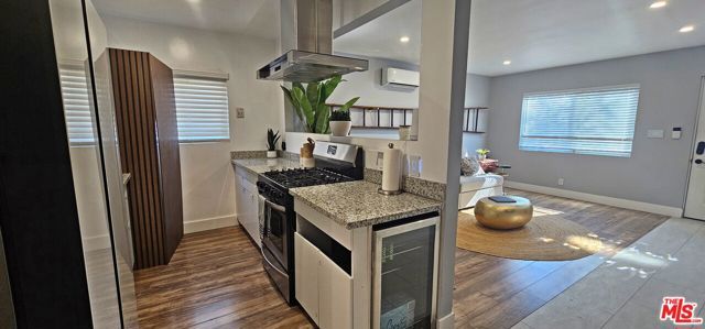 24242 Pine Street, Newhall (santa Clarita), CA 91321