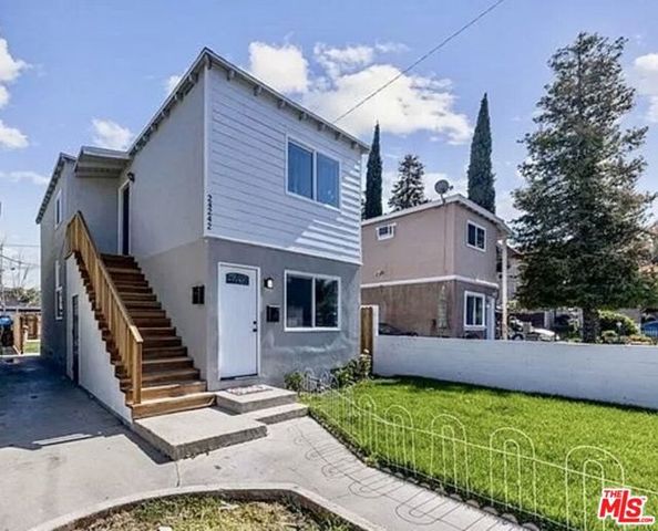 24242 Pine Street, Newhall (santa Clarita), CA 91321