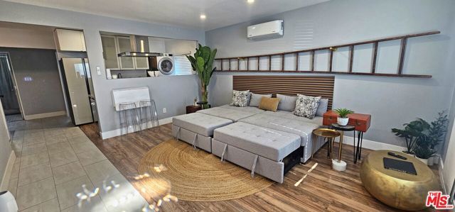 24242 Pine Street, Newhall (santa Clarita), CA 91321