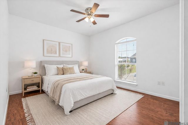 11135 Peaks Ave, Walker, LA 70785