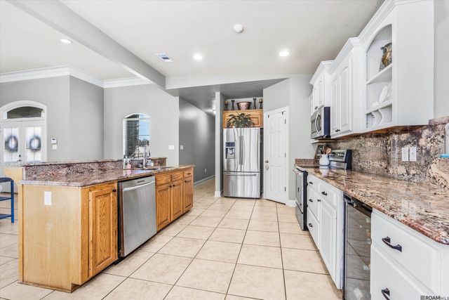 11135 Peaks Ave, Walker, LA 70785