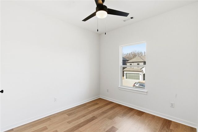 1871 E Fiji Street, Fayetteville, AR 72701