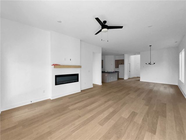 1871 E Fiji Street, Fayetteville, AR 72701