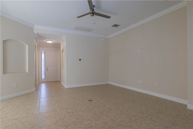 7685 Fieldstone Ranch Square, Vero Beach, FL 32967