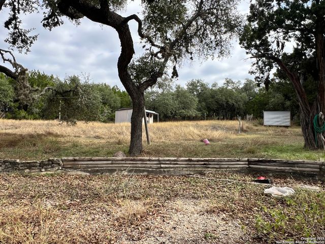 333 Tamarack, Canyon Lake, TX 78133