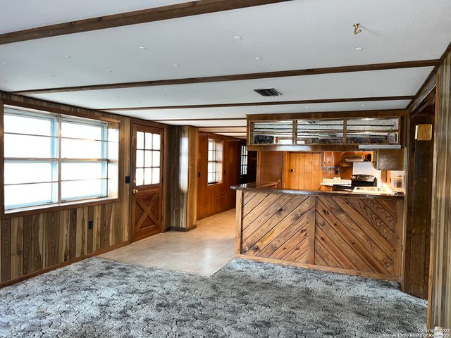 333 Tamarack, Canyon Lake, TX 78133