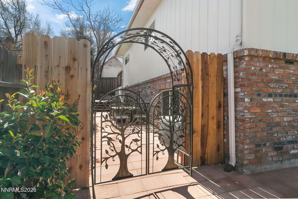 Image 35 of property listing at 474 W Plumb Lane, Reno, NV 89509