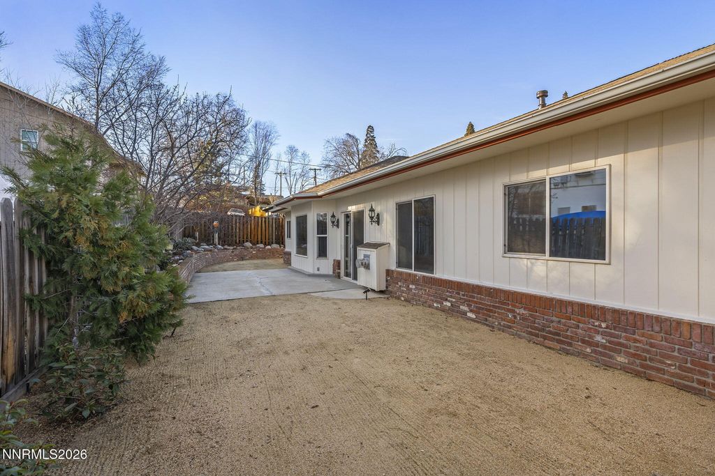 Image 37 of property listing at 474 W Plumb Lane, Reno, NV 89509