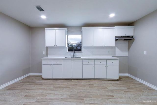 2907 W Ash Street, Weslaco, TX 78596