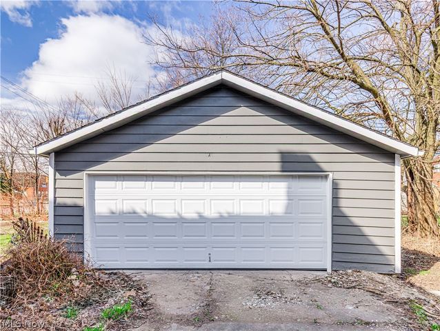 4026 E 123rd Street, Cleveland, OH 44105