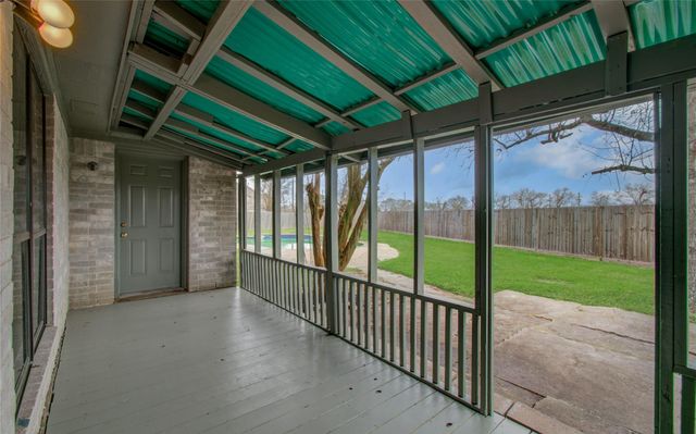 2538 Knights Circle, Stafford, TX 77477