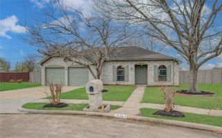 2538 Knights Circle, Stafford, TX 77477