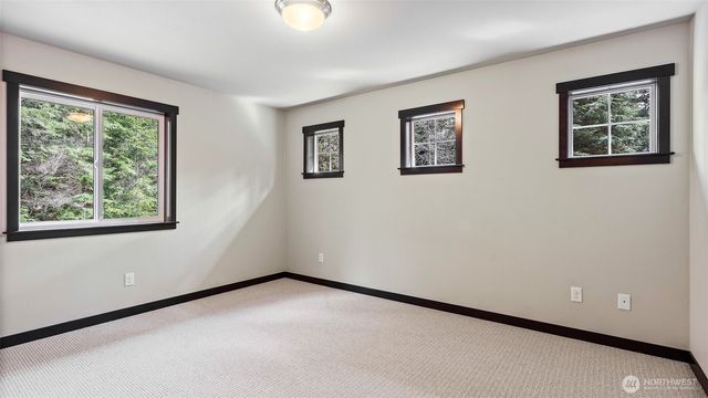 22427 45th Place NE, Granite Falls, WA 98252