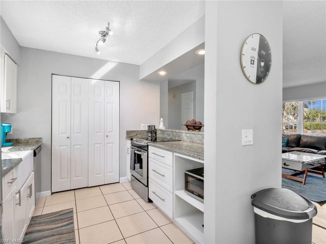 18025 Constitution CIR, Fort Myers, FL 33967