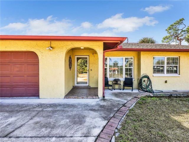 18025 Constitution CIR, Fort Myers, FL 33967