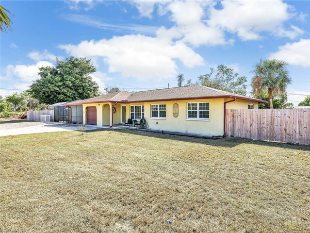 18025 Constitution CIR, Fort Myers, FL 33967